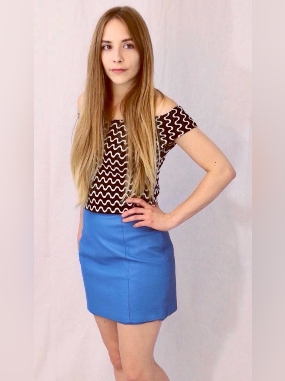 Vintage blue leather mini skirt